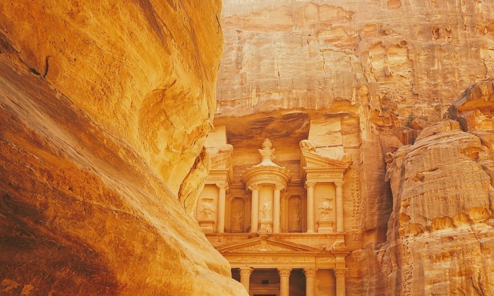 Viaggio a Petra: scopriamo l’antica città della Giordania Forexchange