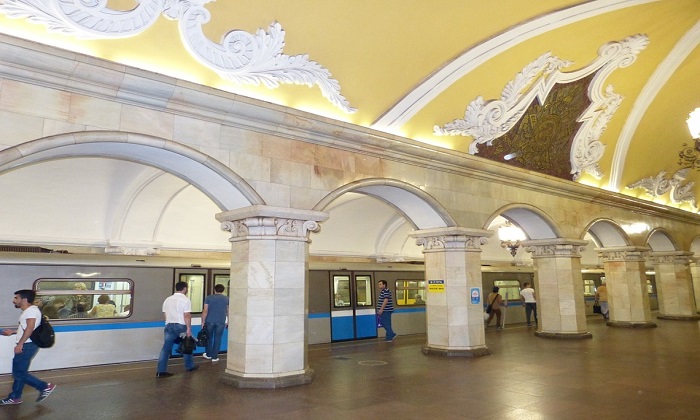 Viaggio nella metropolitana di  Mosca: scopriamo le stazioni più belle Forexchange