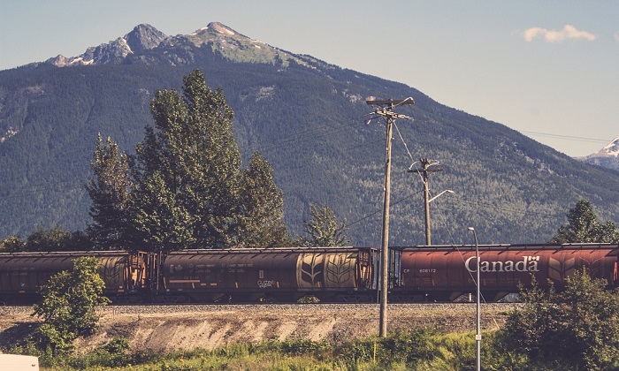 Canada in treno panoramico: in viaggio tra montagne, laghi e foreste Forexchange