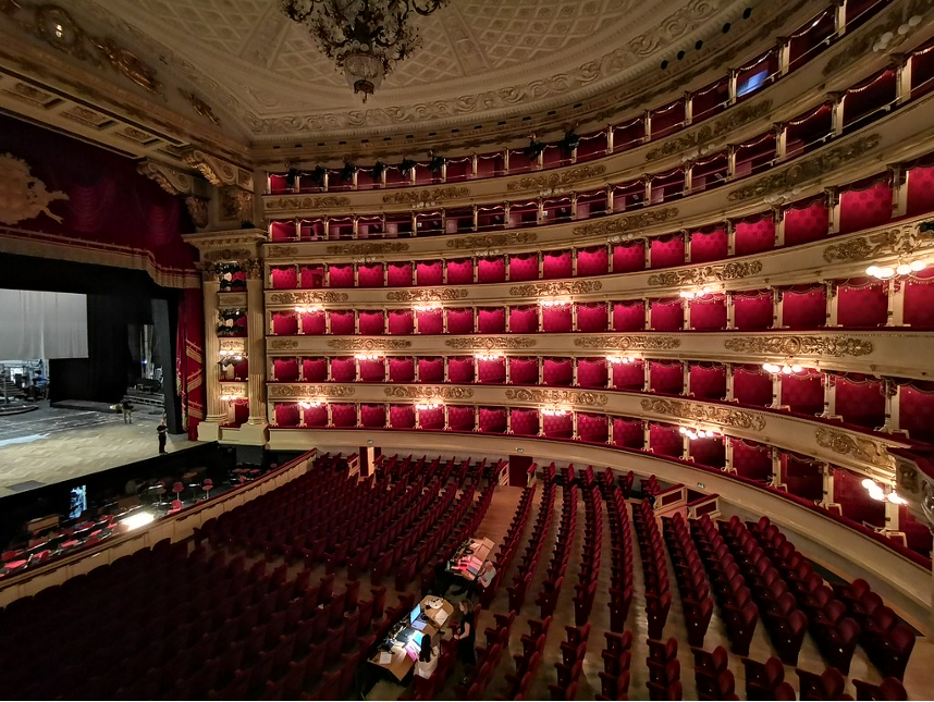 Visitare il Teatro alla Scala: 10 curiosità sul teatro simbolo di Milano